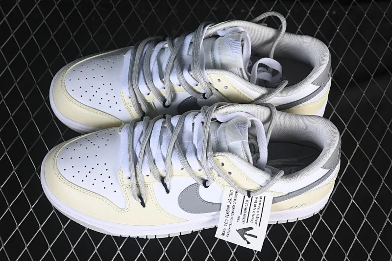 All categories Nk SB Dunk Series Nk SB Dunk Low High-end customized low-top sneakers Nike SB Dunk Low straps low-top casual sneakers HF5441-105